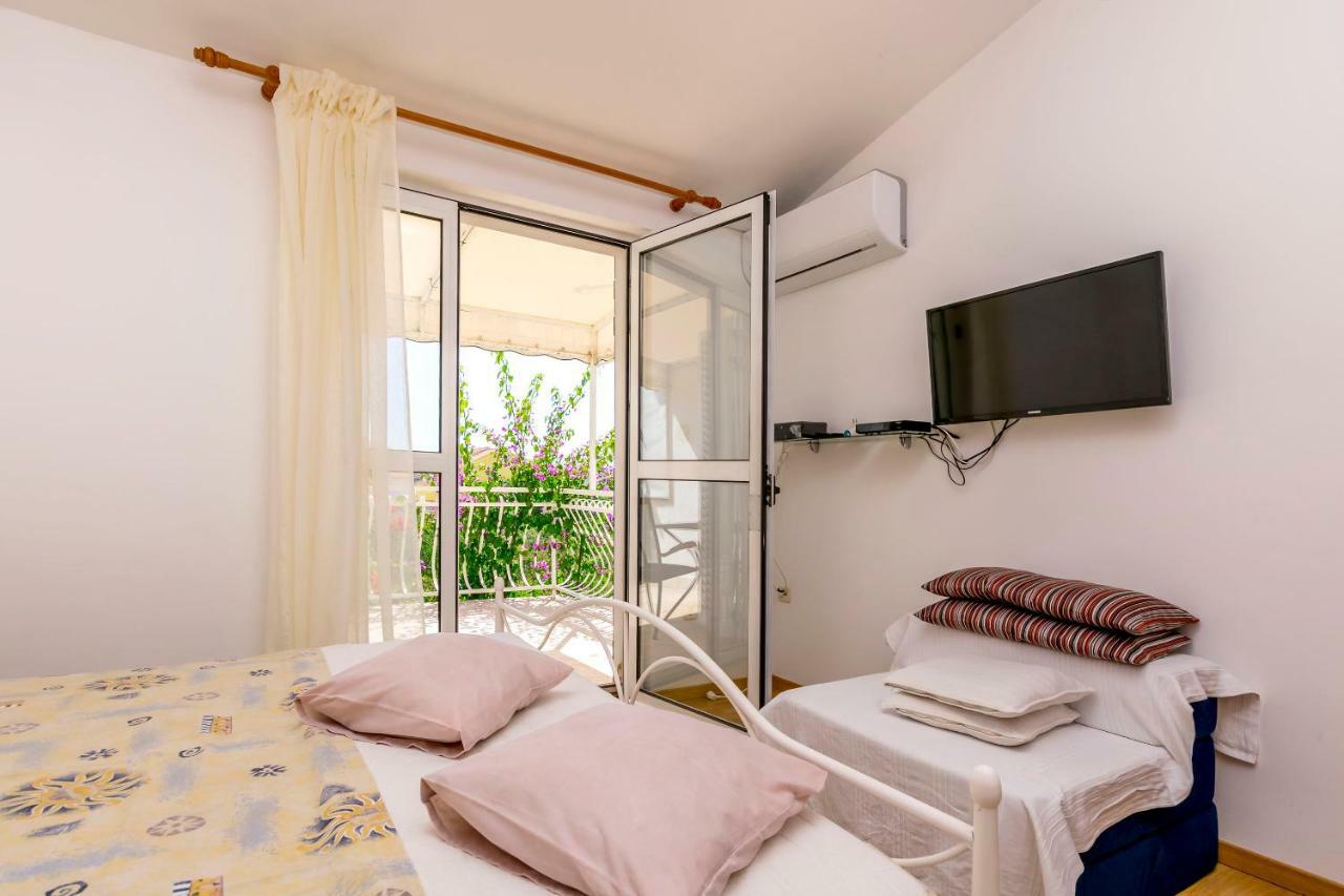Berislav Apartment Rogoznica (Sibenik-Knin)